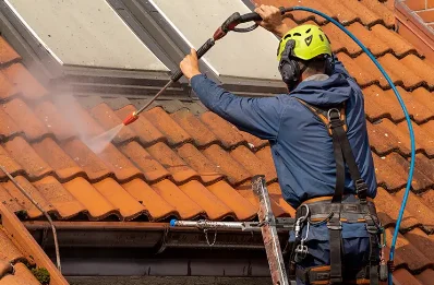 Démoussage et hydrofuge de toiture à Ballay